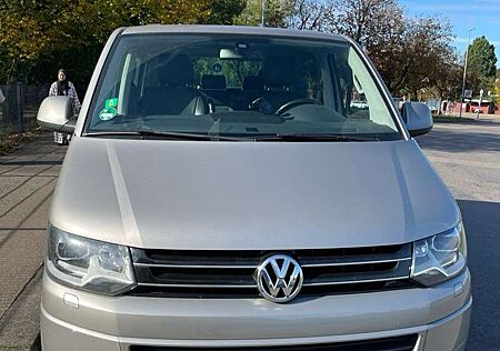 VW T5 Multivan Volkswagen Multivan Comfortline 4Motion