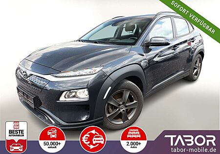 Hyundai Kona Elektro 64kWh Trend ACC PDC Kam CarPlay