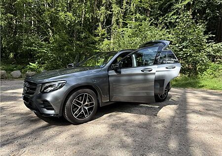Mercedes-Benz GLC 250 4Matic 9G-TRONIC AMG Line