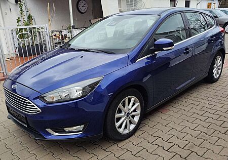 Ford Focus Titanium AUTOMATIK