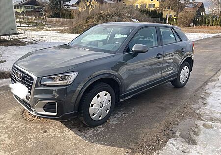 Audi Q2 35 TFSI S tronic design