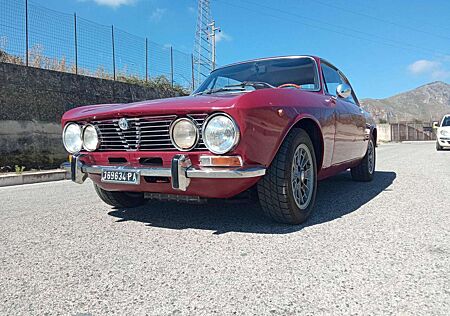 Alfa Romeo GT 1300 Junior