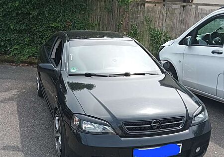 Opel Astra 2.2 16V