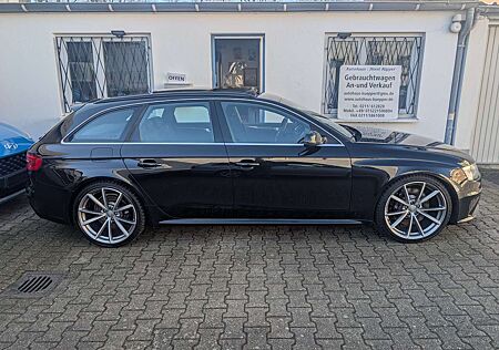 Audi RS4 Avant S tronic