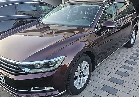 VW Passat Variant Volkswagen 2.0 TDI Highline: Head-up-Display/Carplay/360 Cam