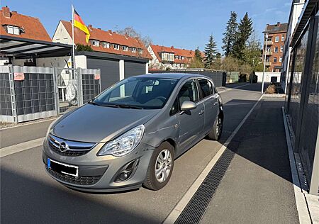 Opel Corsa 1.4 16V Satellite