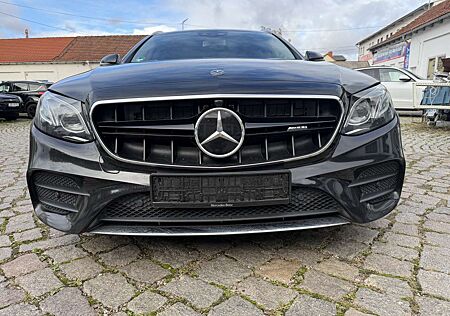 Mercedes-Benz E 220 d 4Matic T 9G-TRONIC