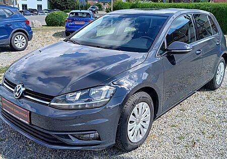 VW Golf Volkswagen 1.0 TSI Trendline 1.Hand AHK