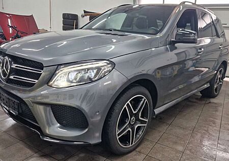 Mercedes-Benz GLE 500 4Matic AMG Pano ILS Standheizung ACC