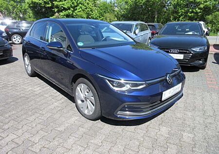 VW Golf Volkswagen Style 1.5 eTSI DSG NAVI PANO IQ LIGHT ACC ALU APS