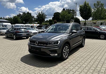 VW Tiguan Volkswagen 1.4 TSI 4Motion (BlueMotion Technology) DSG Sound