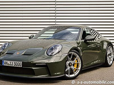 Porsche 992 GT3 Touring PDK PCCB PTS Blackolive Pepita