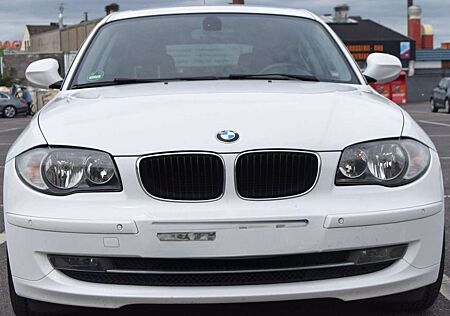 BMW 120d 120 DPF Aut. Edition Lifestyle