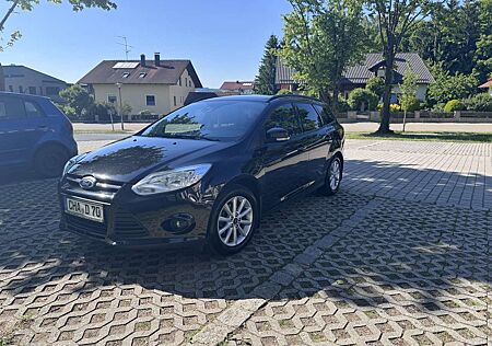 Ford Focus Turnier 1.0 EcoBoost Klimaautomatik, Navi