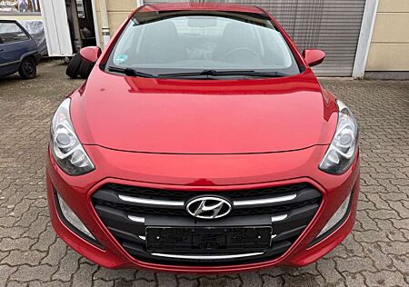 Hyundai i30 YES!