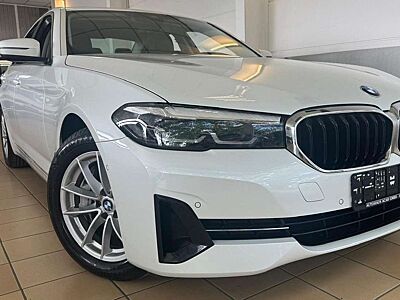BMW 530 d LED Virtual Kamera CarPlay Navi Leder Ambiente