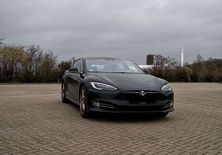 Tesla Model S 75D Allrad | Schiebedach | EnhaAutoPilot