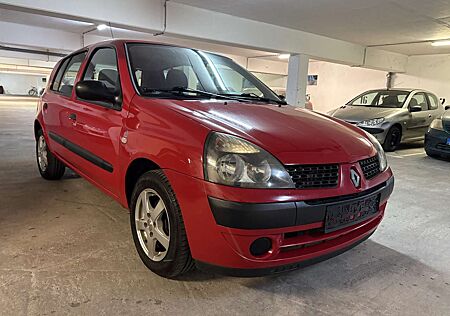 Renault Clio 1.2 Maxi