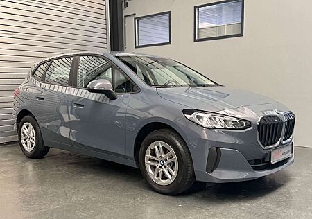 BMW 218 / Navi /Park Assistant/CarPlay