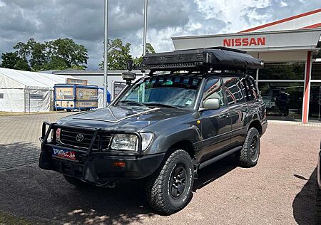 Toyota Land Cruiser 100 Special
