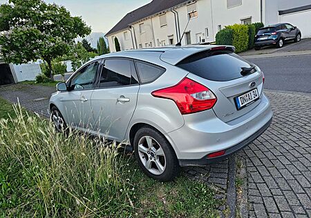 Ford Focus +1.0+EcoBoost+99g+Start-Stopp-System+Business