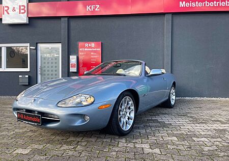 Jaguar XK8 *Automatik*8 Zylinder*1xHand*Cabrio*Led