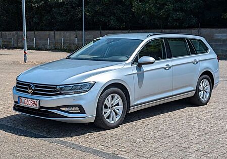 VW Passat Variant Volkswagen Dig.Klima/Kamera/AHK