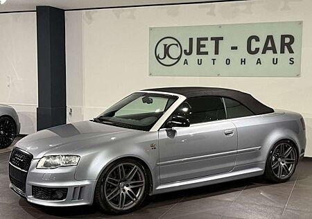 Audi RS4 4.2 FSI quattro *MMI-Bilstein-Bose-19"*