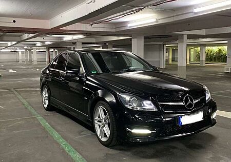 Mercedes-Benz C 200 C -Klasse Lim. CGI BlueEfficie*AMG L