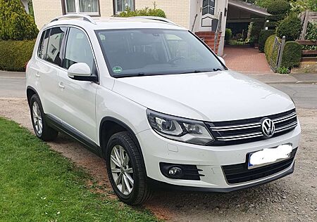 VW Tiguan Volkswagen 2.0 TDI DPF 4Motion DSG Sport