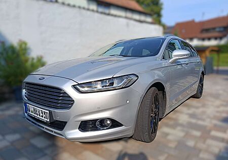 Ford Mondeo Turnier 2.0 TDCi -Autom. AHK - Titanium