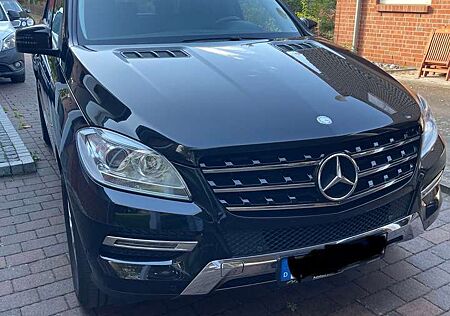 Mercedes-Benz ML 350 BlueTEC 4MATIC 7G-TRONIC