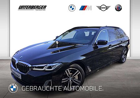 BMW 530 e xDrive Touring Luxury Line-Head Up-Komfortsitze