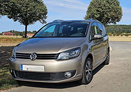 VW Touran Volkswagen 1.4 TSI DSGHighline