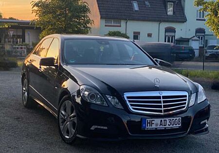 Mercedes-Benz E 350 CDI BlueEFFICIENCY 7G-TRONIC