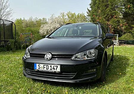 VW Golf Variant Volkswagen Comfortline Blue Motion*8 Reifen*EURO6*ISO-Fix