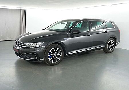 VW Passat Variant Volkswagen GTE Pano AHK Business ACC ErgoAct