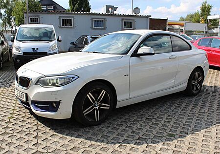 BMW 220D 220 Coupe 2,0d/VOLLLEDER/NAVI/SITZHEIZUNG/SPORT