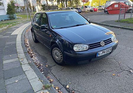 VW Golf Volkswagen 1.9 TDI