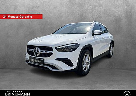 Mercedes-Benz GLA 180 EasyPack/AHK/LED/Kamera/Totwinkelassis.