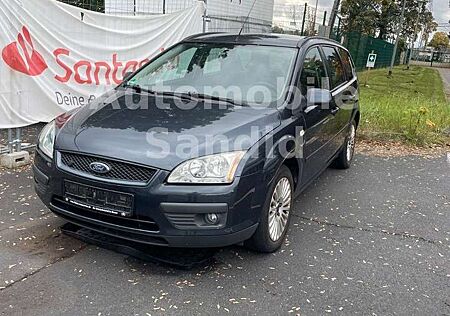 Ford Focus Turnier Style*SHZ*Klimaauto*Tempomat