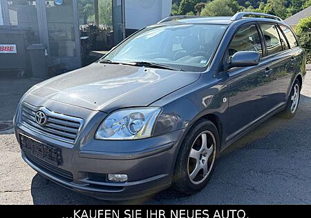 Toyota Avensis Kombi 2.0 Sol*TÜV bis 01/2026