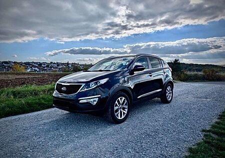 Kia Sportage Dream Team 2WD 1 Hand