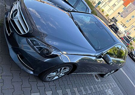 Mercedes-Benz E 350 BlueTEC 4Matic 7G-TRONIC