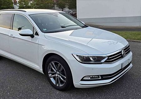 VW Passat Volkswagen 2.0 TDI (BlueMotion Technology) DSG Comfort
