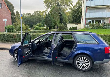 Audi A6 Avant 2.4