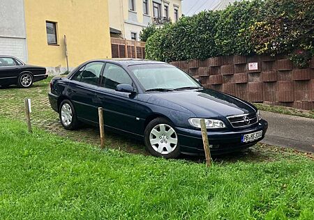 Opel Omega 2.2 16 V Selection