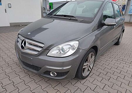 Mercedes-Benz B 180 CDI DPF Autotronic SPORT EDITION
