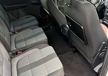 VW Sharan Volkswagen Diesel 2.0 TDI DSG (BlueMotion Technology)