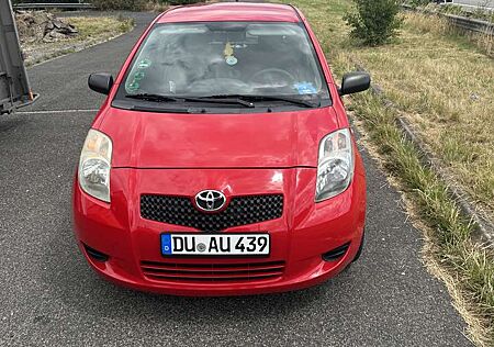 Toyota Yaris 1.0 VVT-i